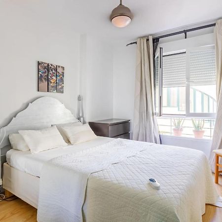 Colours Apartment And Garage Historical Center 4 Pax Sevilla Buitenkant foto